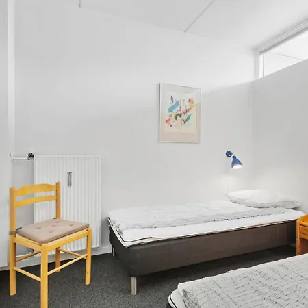 Cozy In With Outdoor Swimming Pool Apartment *