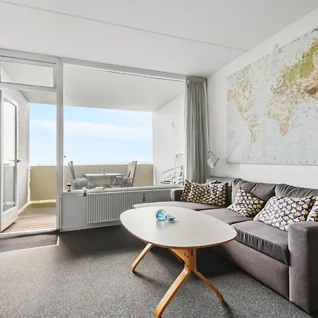 Apartment Cozy In With Outdoor Swimming Pool